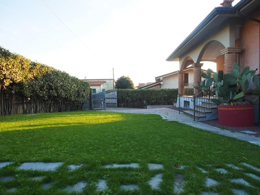 Villa La Casa Di Mario Massa  Exterior foto